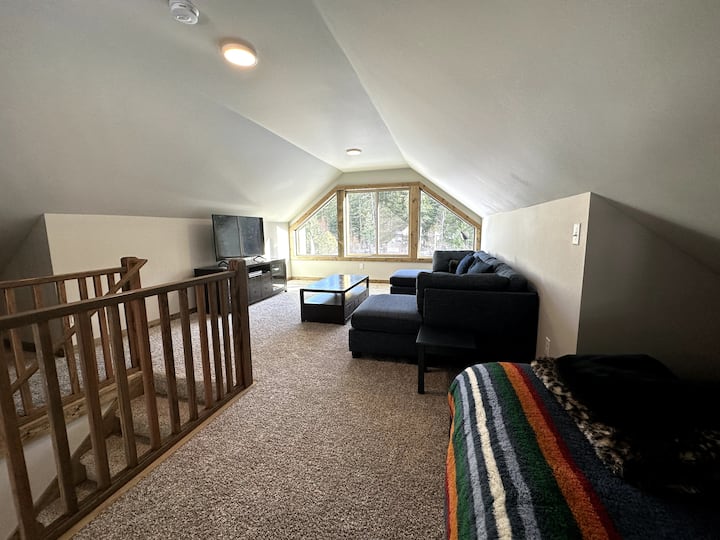 לופט בקומה העליונה