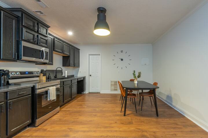 The Asheville Boho Chateau gallery image 5