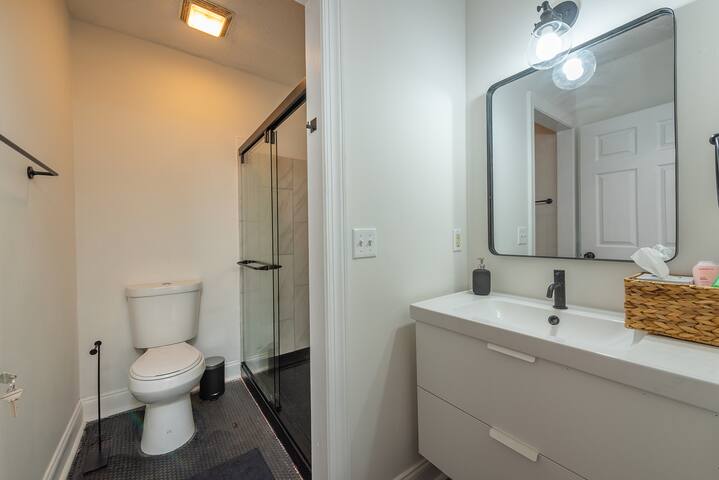 The Asheville Boho Chateau gallery image 4