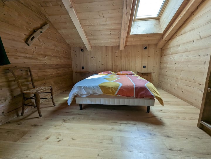 1 manželská posteľ + 1 jednolôžko 1F