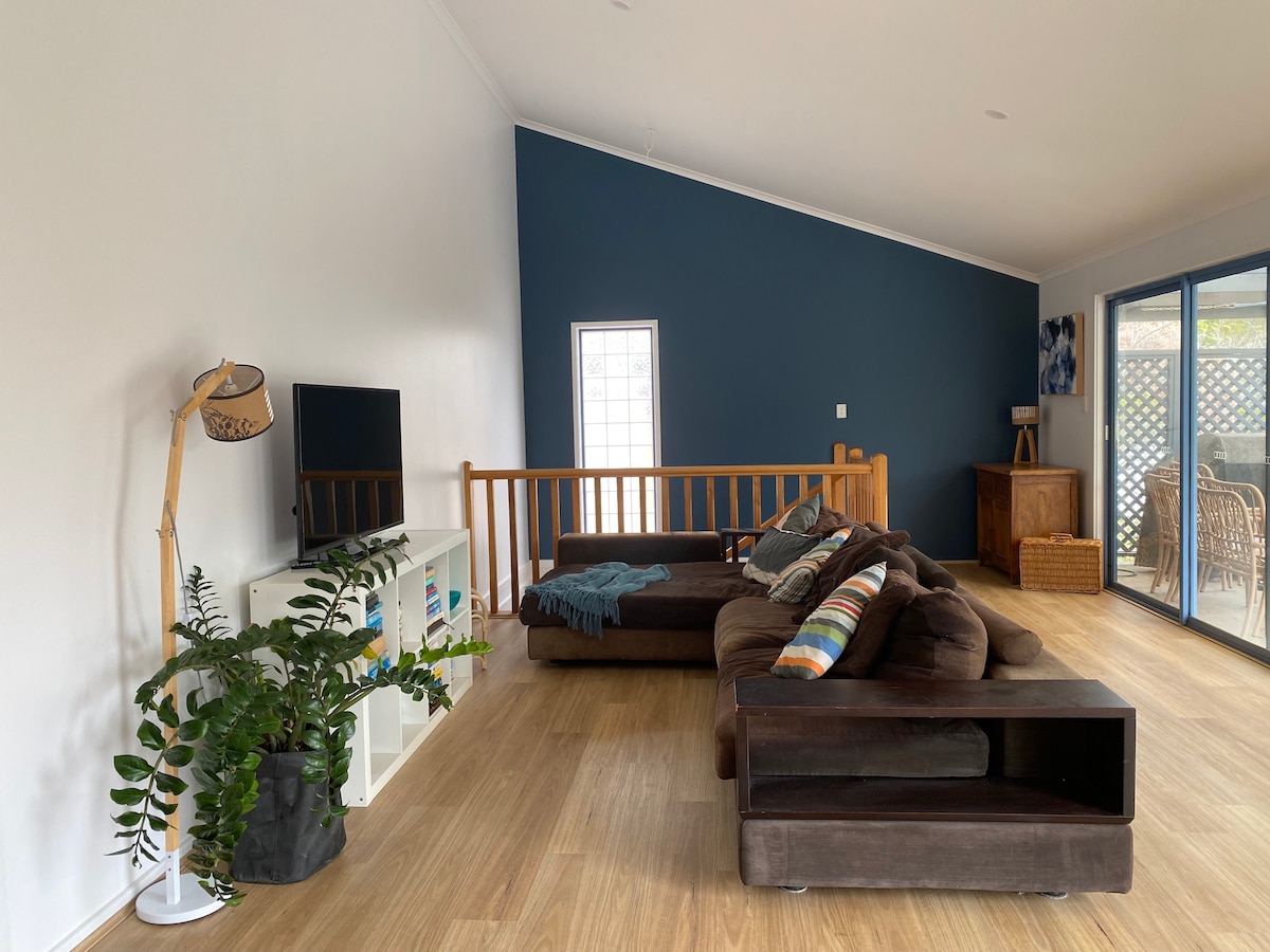 Top Airbnb: Luxury Beachside Apartment, Recently Renovated en Hawks Nest