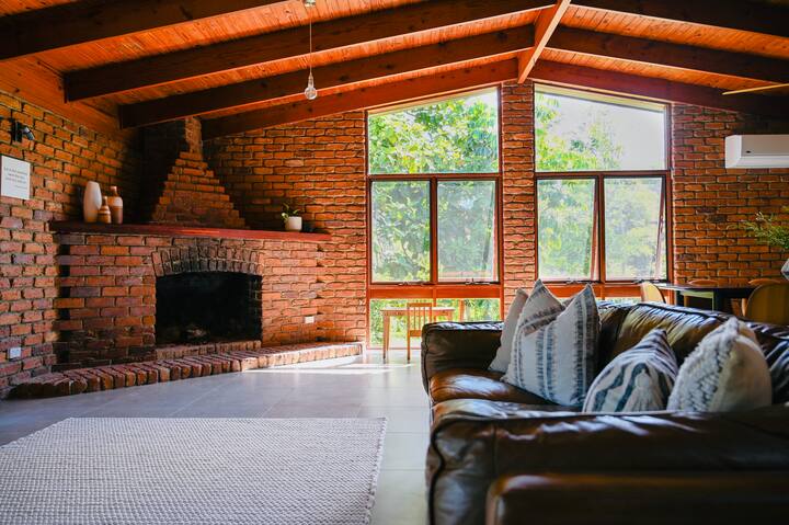 Noosa Hinterland Luxury Retreat - Cooroy