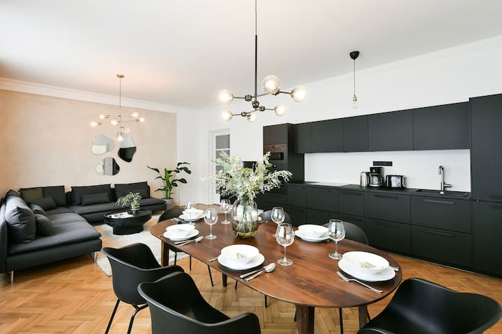 Charming Quiet 2BR Apartment by Stepan No. 15