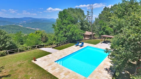 Casa Maestra, Umbria hills, AC, large heated pool