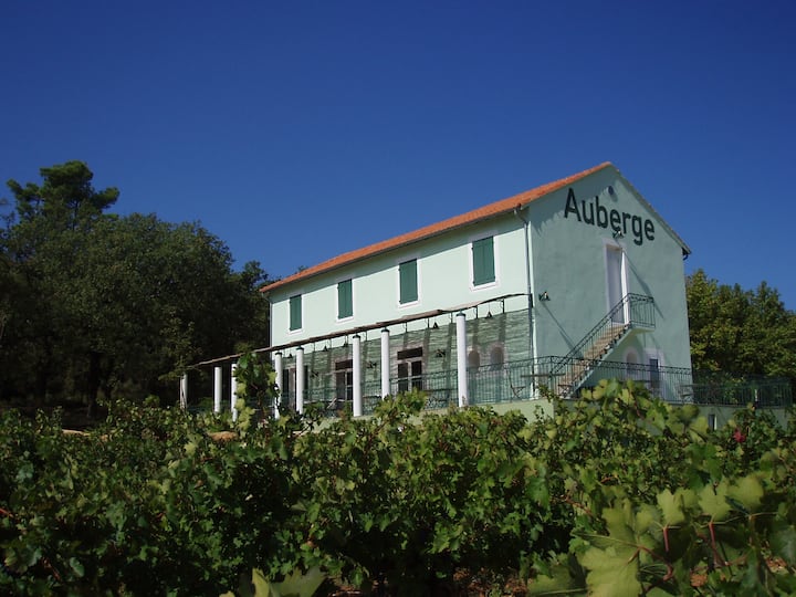 Auberge Family - Pourrières