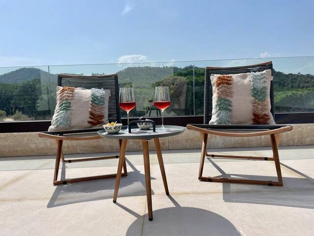 Stunning Design Villa (built 2022) with Pool gallery image 5