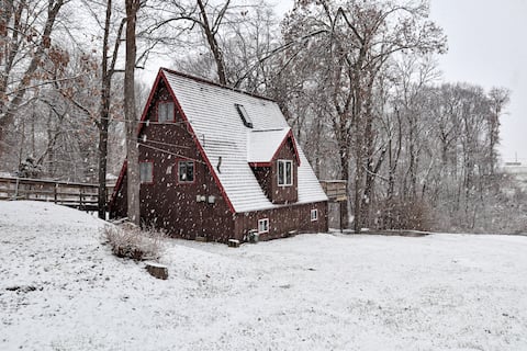 The Owl’s Perch: Cozy A-Frame Cabin & Game Room