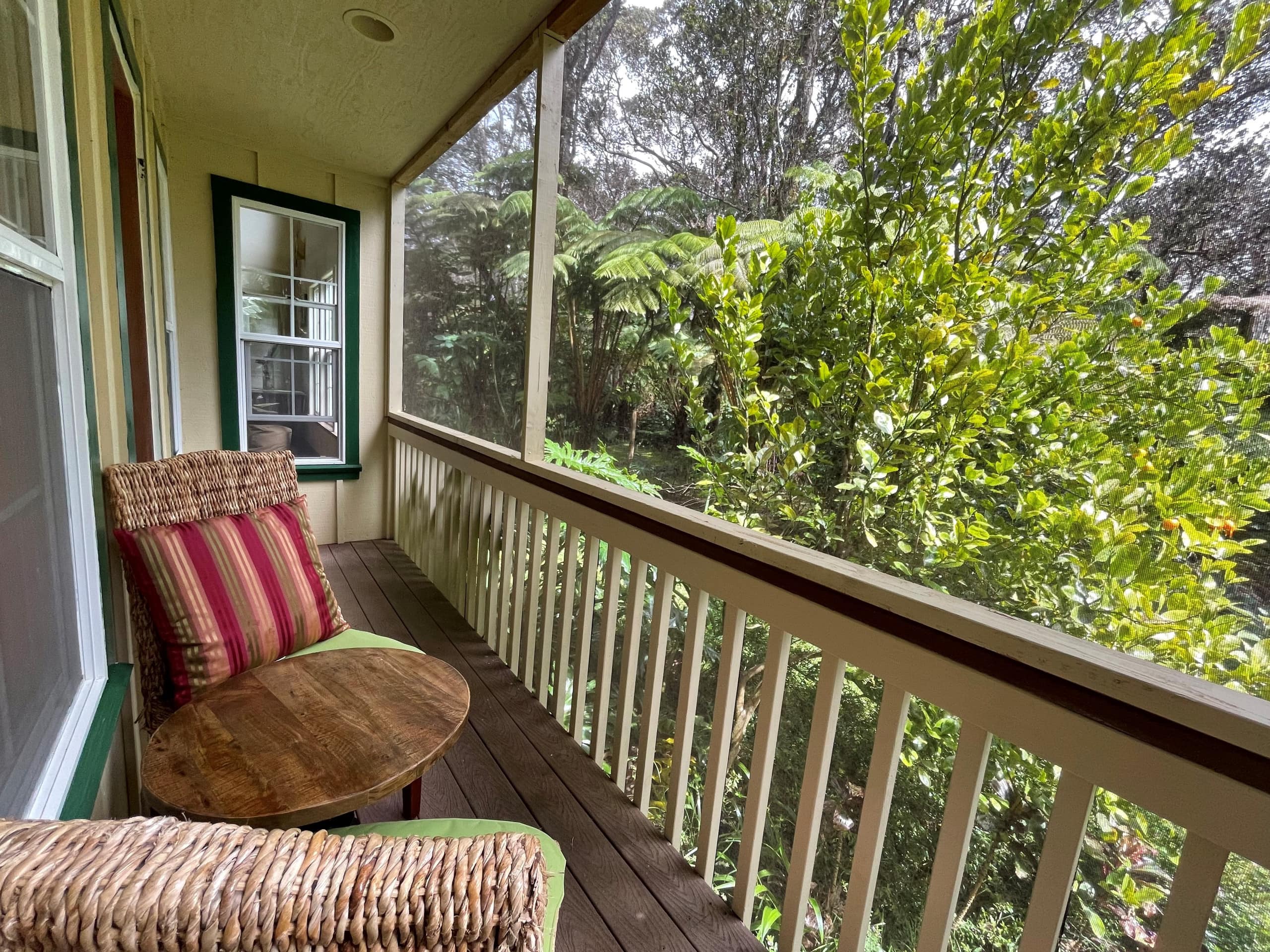 Guesthouse in Volcano · ★5.0 · 1 bedroom · 2 beds · 1 private bath - Image 16