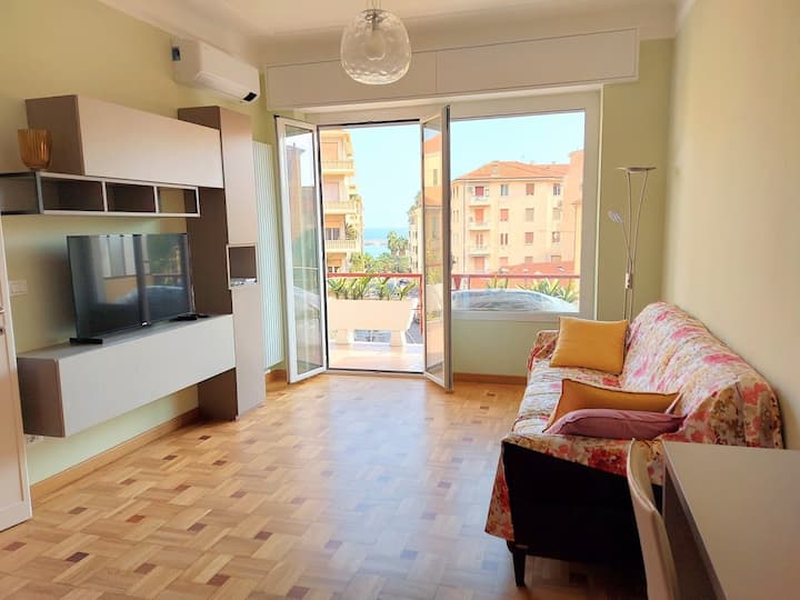 Sanremo Garibaldi 5: Appartement Vue Mer Central - Sanremo