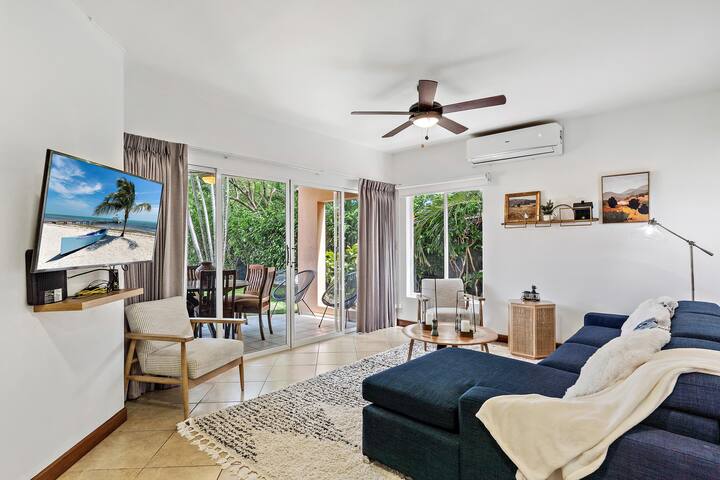 BLA1: 3 Bedroom Condo with Direct Beach Access