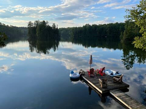 Relaxing 2 bedroom cottage w/ sauna and fireplace!
