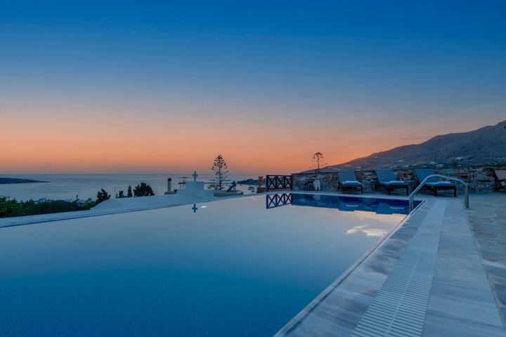 Cycladic Aura – Traditional Holiday Cottage gallery image 2