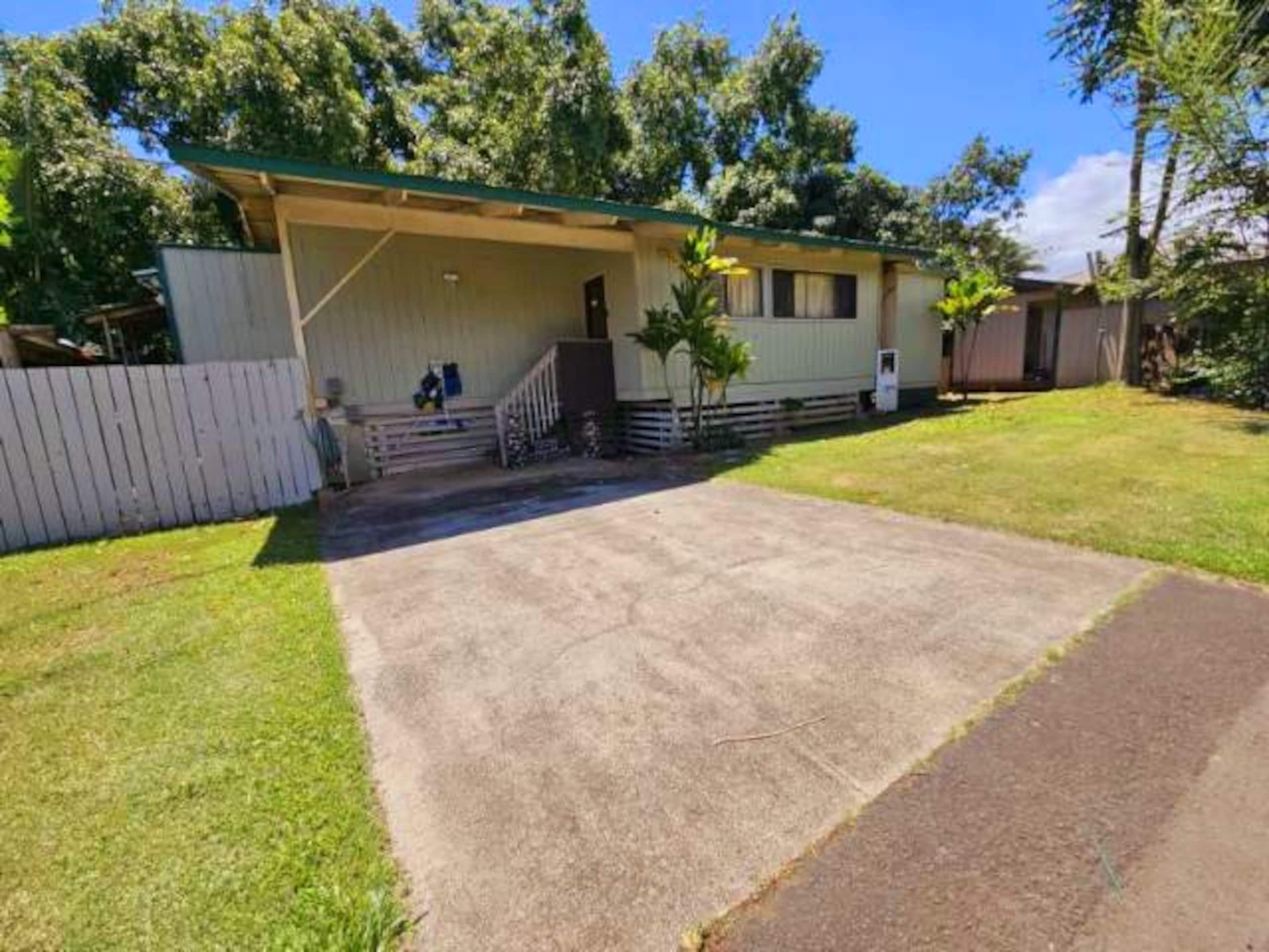 Place to stay in Haiku-Pauwela · ★4.36 · 2 beds · 1 private bath - Image 30