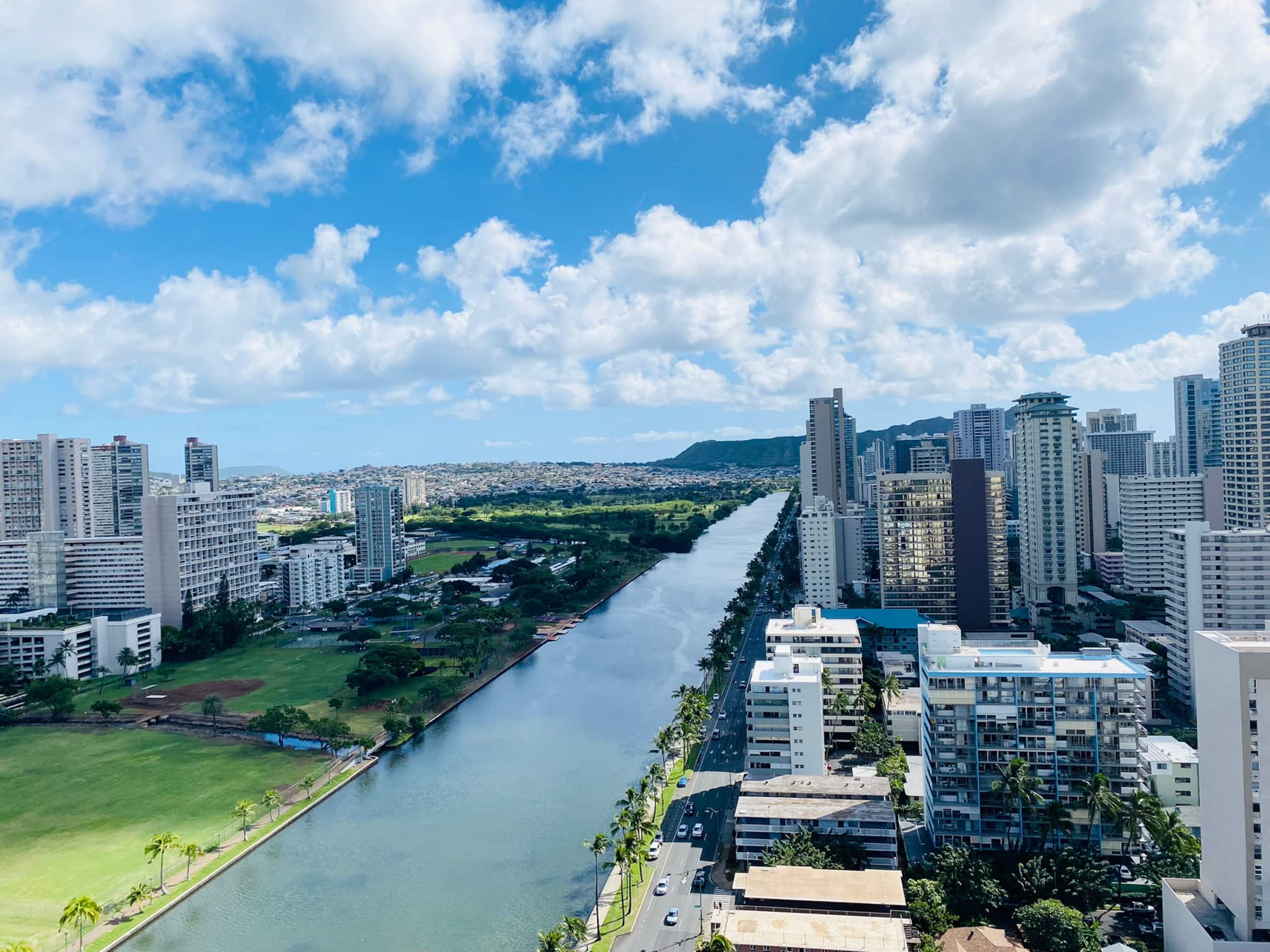 Condo in Honolulu · ★4.85 · 1 bedroom · 1 bed · 1 private bath - Image 15