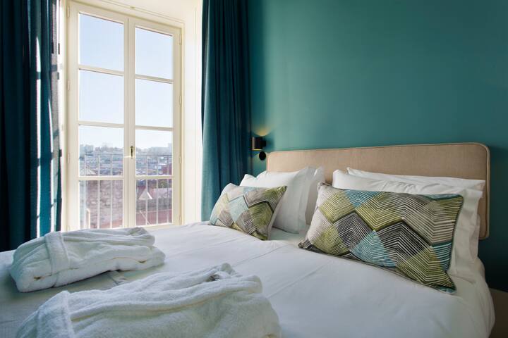 BOUTIQUE Rentals-Kinga’s Ribeira River great views gallery image 4