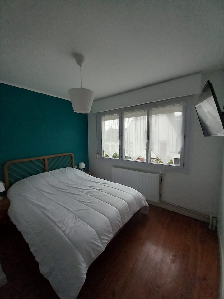 街边的蓝色房间