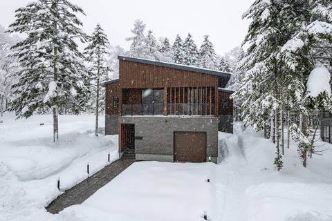 Jade Rabbit | Spacious 5BR Chalet w/ Hinoki Bath