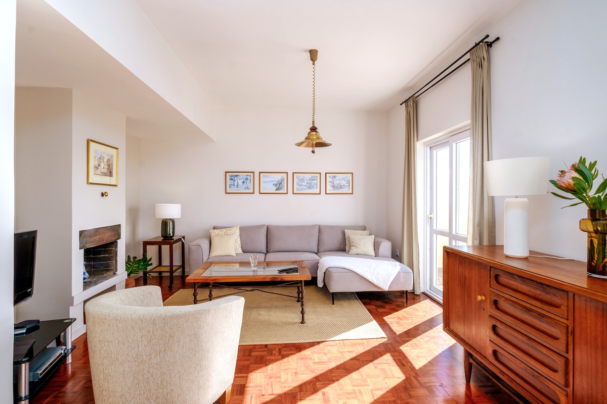 Successful Airbnb property: Garajau House - Sunrise to Sunset Ocean View Villa in Caniço