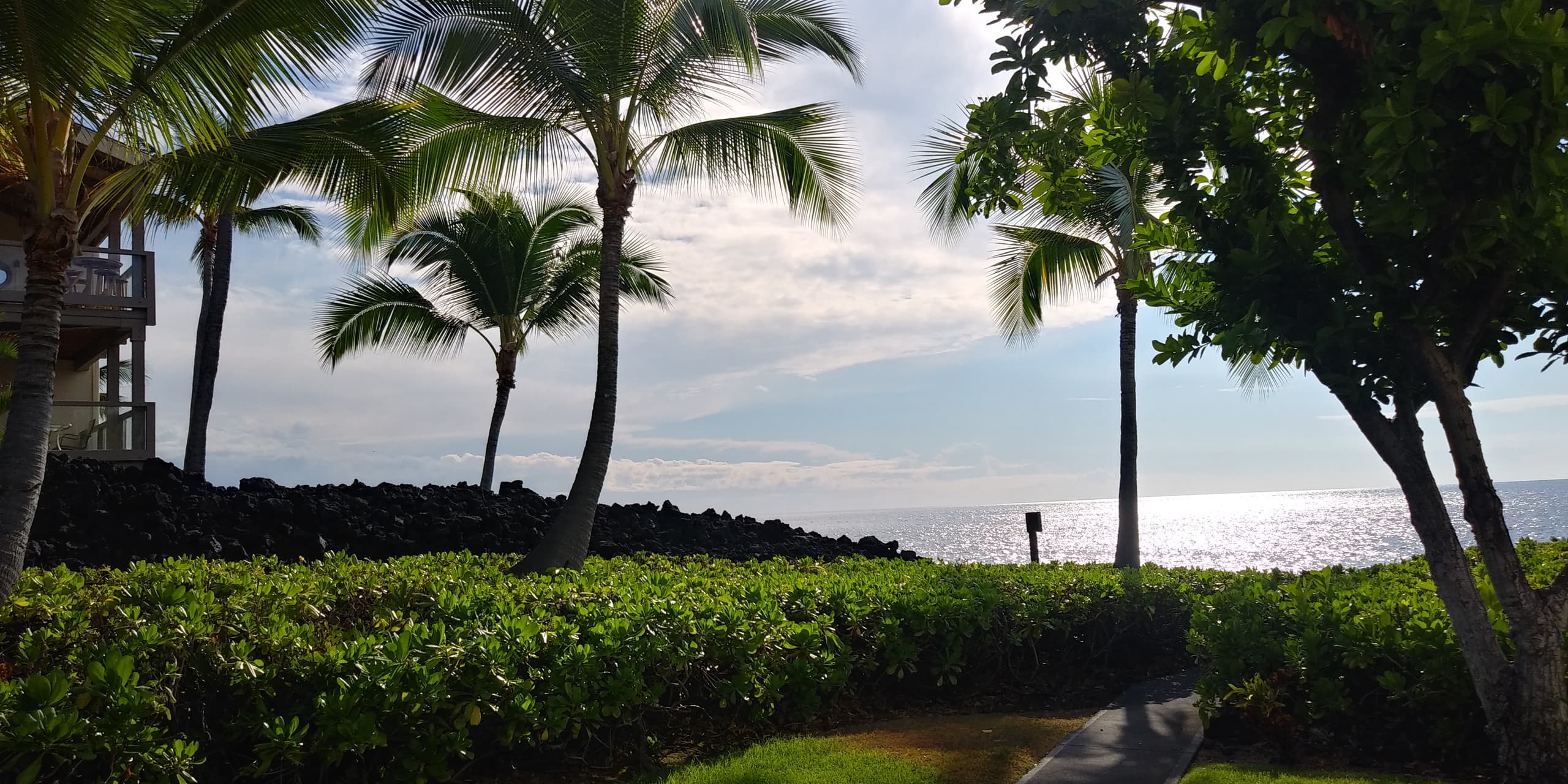 Condo in Kailua-Kona · ★4.95 · 2 bedrooms · 2 beds · 2 baths - Image 47