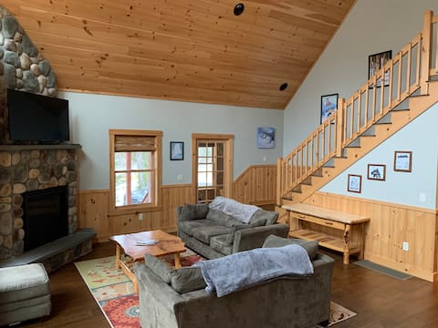 Successful Airbnb property: Sunday River Mt Abram 4 Bedrooms 3 Kings! in Bethel