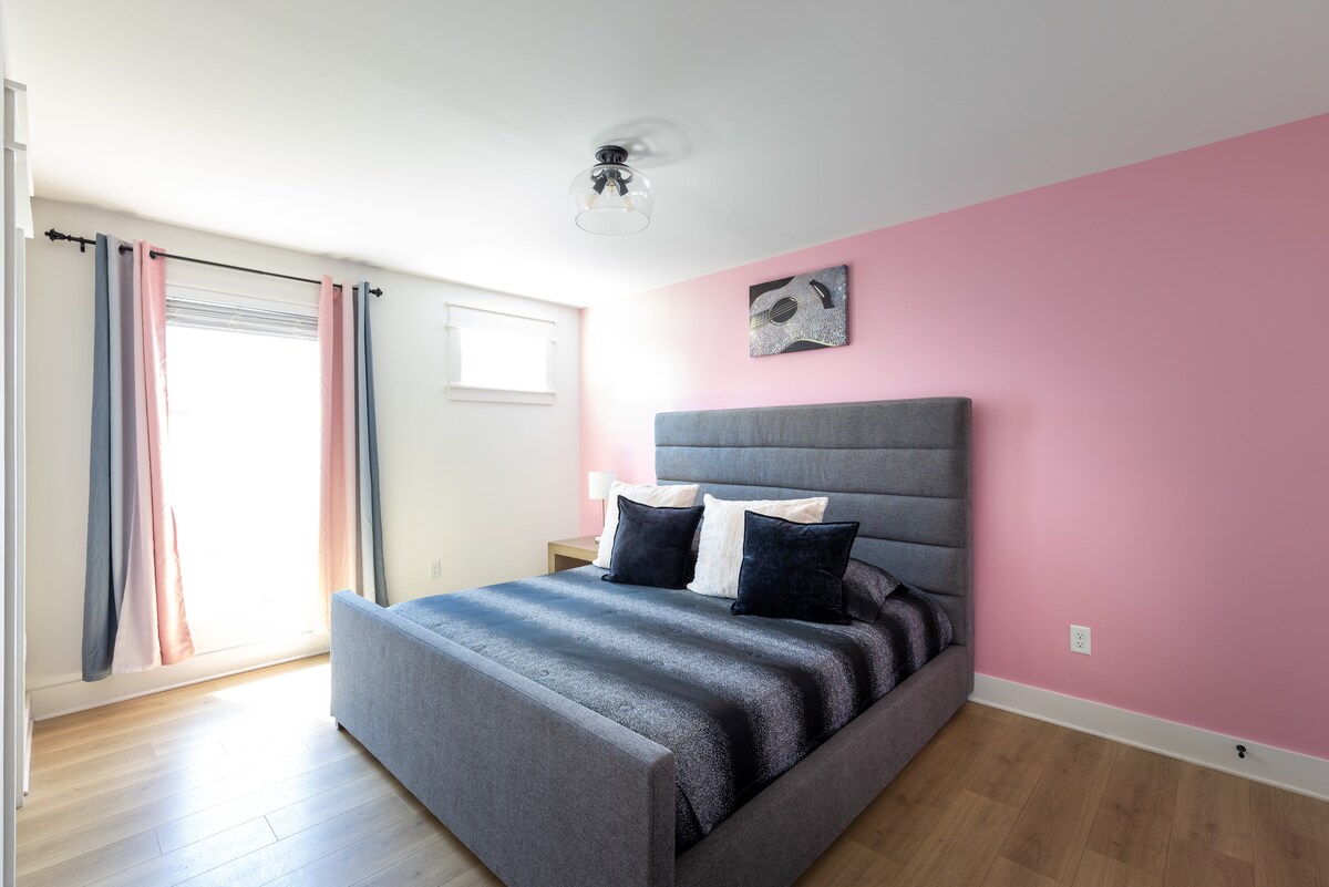 Მესამე სართულის სტუმრების საძინებელი