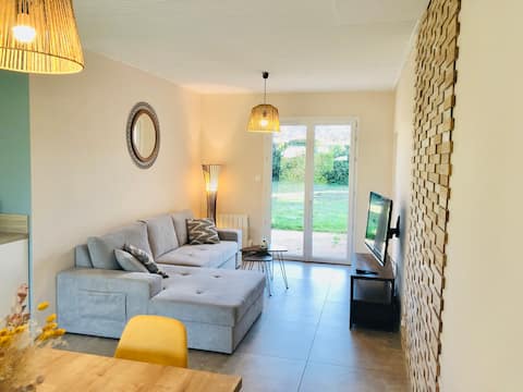 Top Airbnb: House "Les Sternes" - LocaJard - 400 m from the Beaches in Saint Vincent Sur Jard