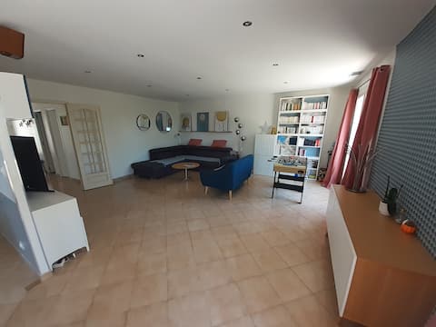 Airbnb performant: Spacious family villa with pool à Les Cévennes