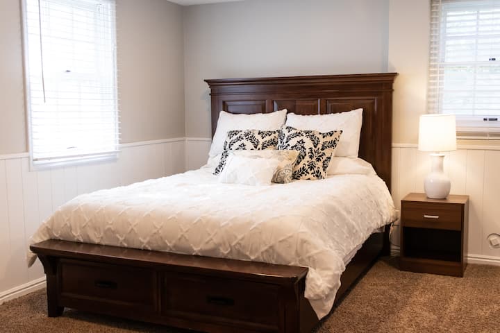 Двойна спалня с два килера