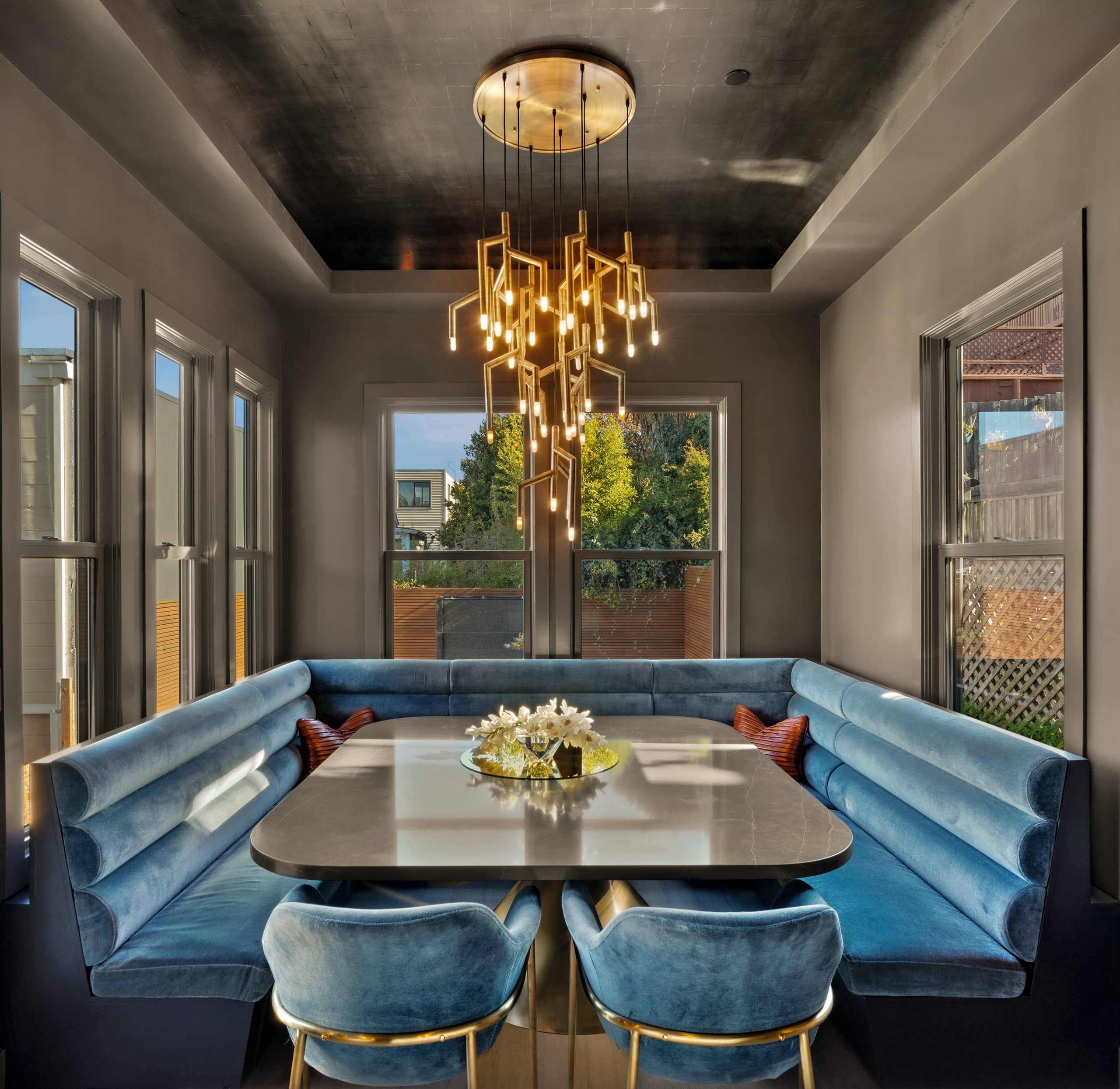 Home in San Francisco · ★5.0 · 3 bedrooms · 3 beds · 3.5 baths - Image 13