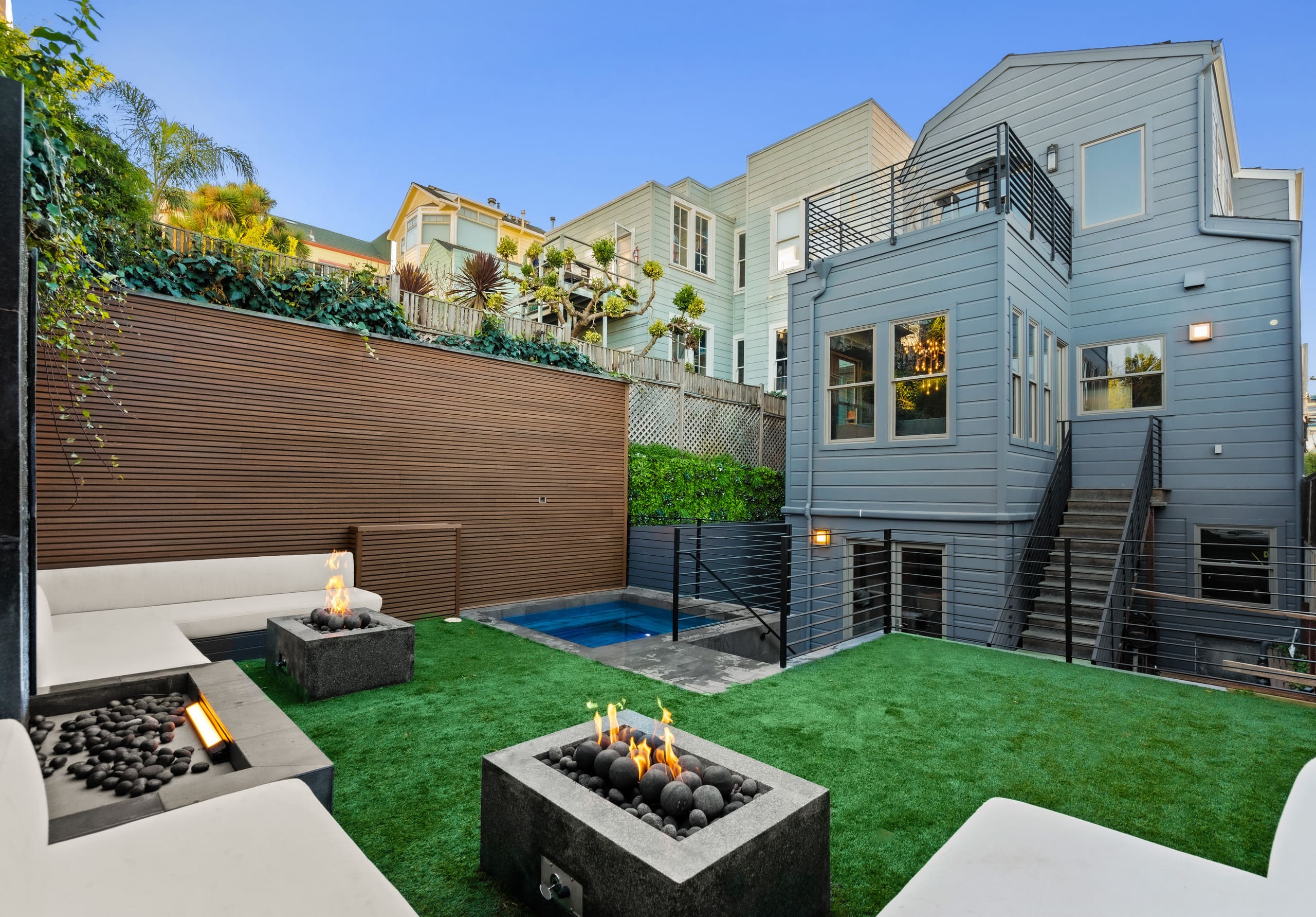 Home in San Francisco · ★5.0 · 3 bedrooms · 3 beds · 3.5 baths - Image 44