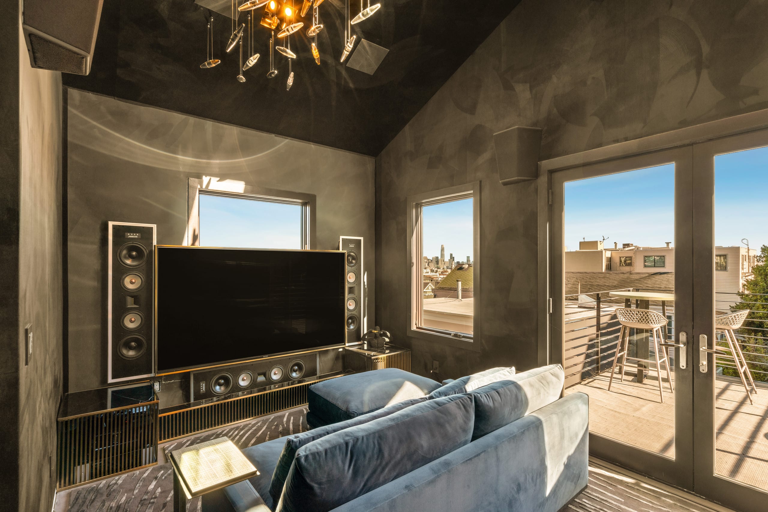 Home in San Francisco · ★5.0 · 3 bedrooms · 3 beds · 3.5 baths - Image 31