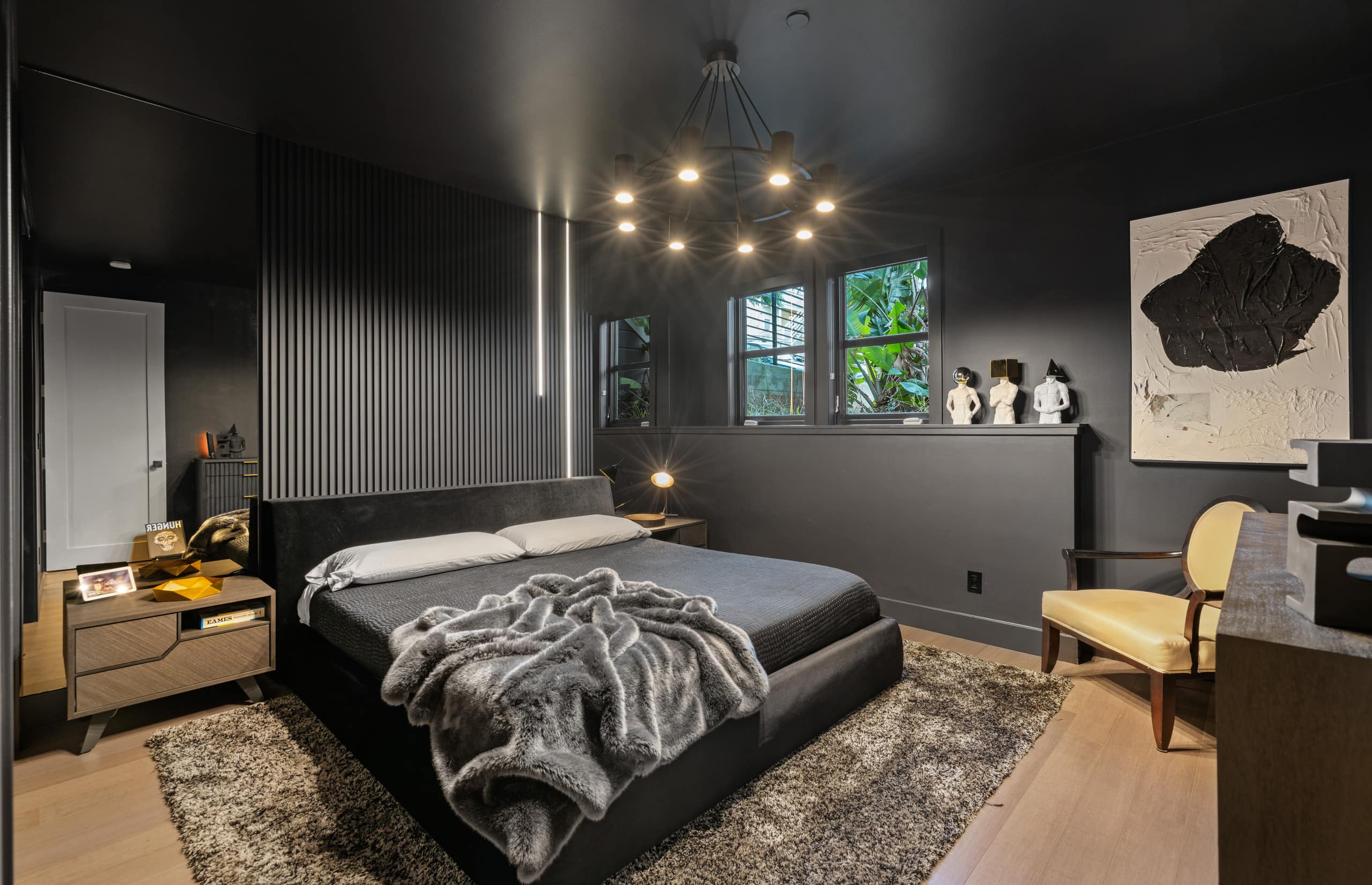 Home in San Francisco · ★5.0 · 3 bedrooms · 3 beds · 3.5 baths - Image 17