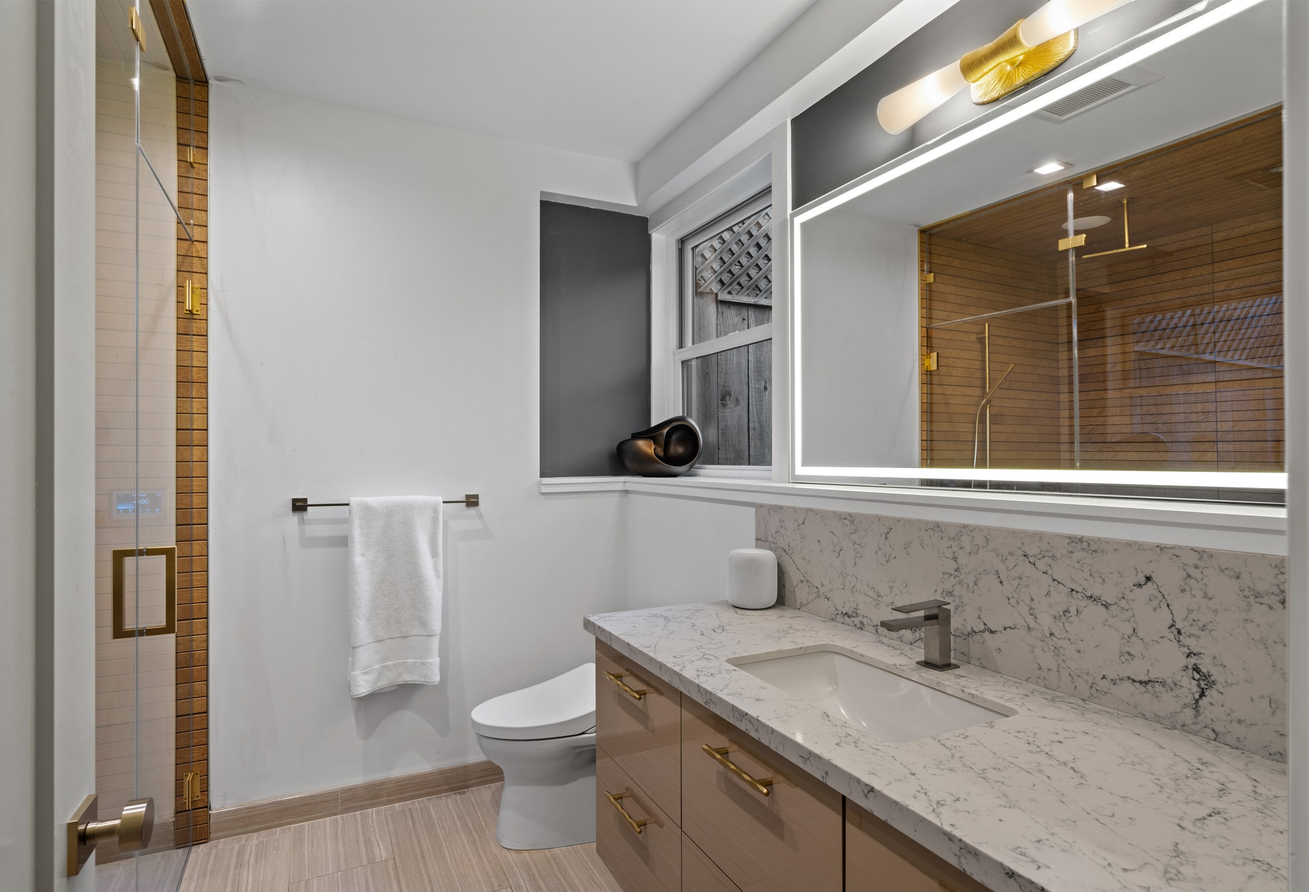 Home in San Francisco · ★5.0 · 3 bedrooms · 3 beds · 3.5 baths - Image 25