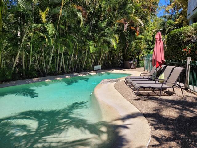 Top Floor Hideaway Apartment – 3 bedroom gallery image 4