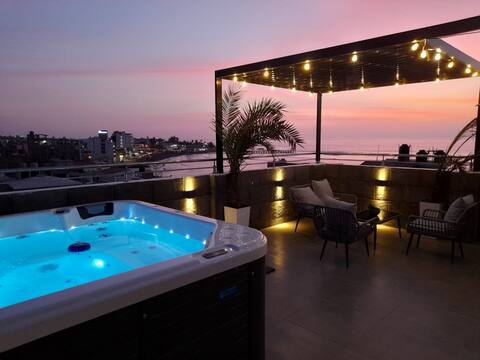 Stunning Duplex with Roof-top Terrace