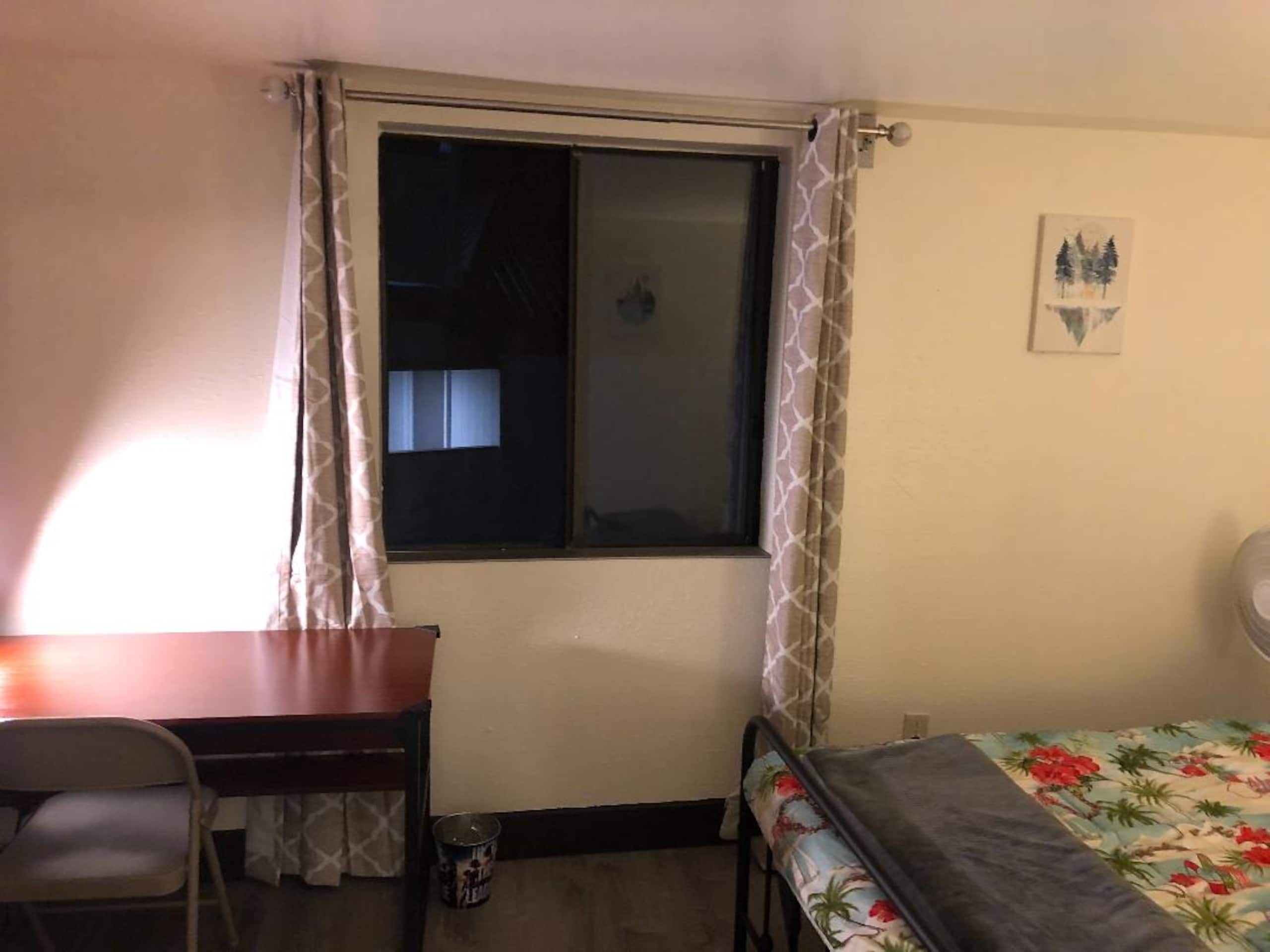 Condo in Hilo · ★4.56 · 1 bedroom · 1 bed · 1 shared bath - Image 11