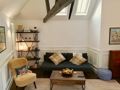 Popular Airbnb listing: Georgian Townhouse with parking in Central Norwich in Trowse With Newton