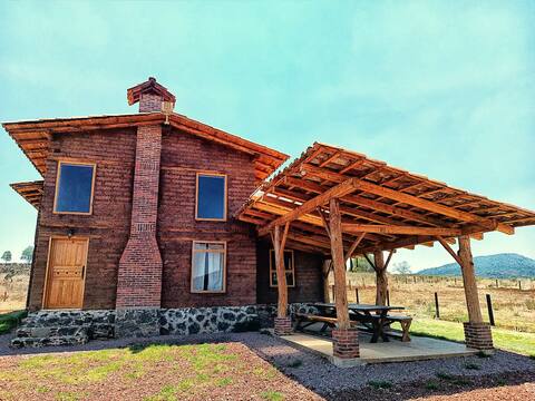 Beautiful cabin, away from the city