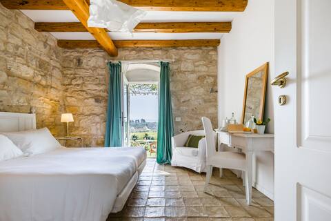 La Dolce Vita in Sicily!