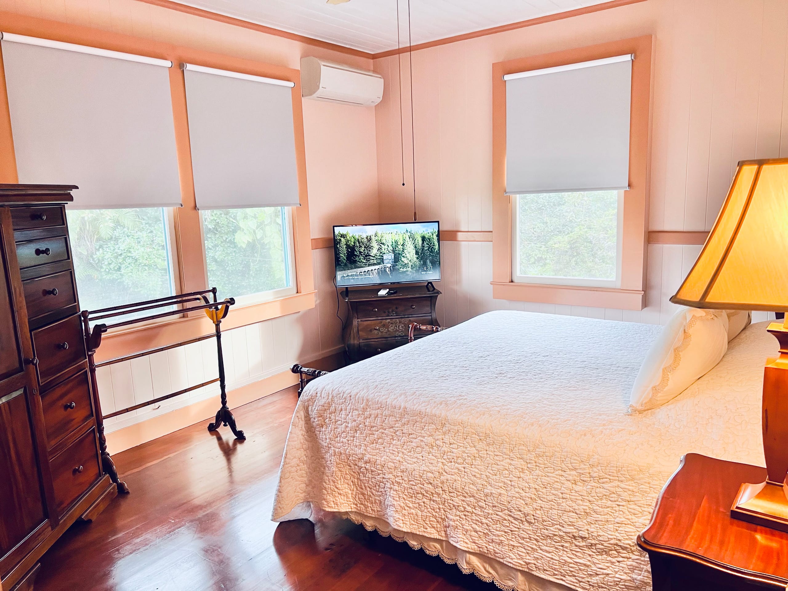 Private 2 Bedroom Suite in Historic Mansion w/ AC - Main photo