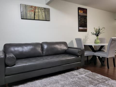 Top Airbnb: Hampton Cozy in Confederation Sector