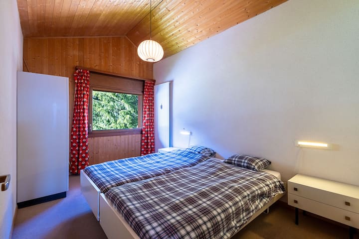 غرفة النوم 2