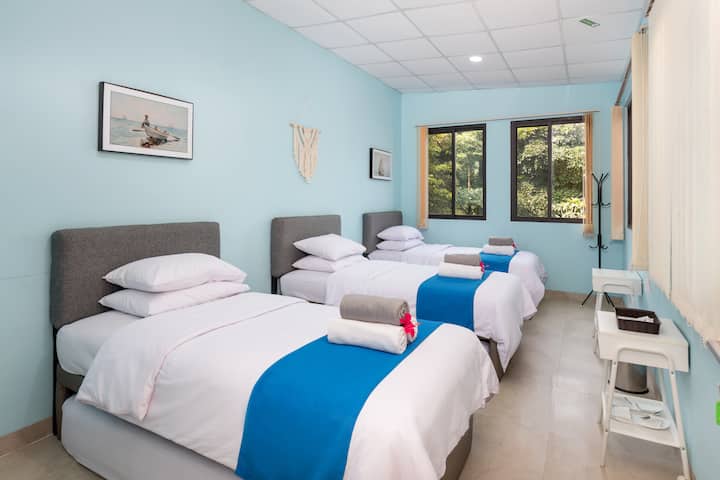 Kamar tidur 8