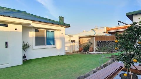 ☆Stay Ylang☆ Quiet Ocean View Private House Accommodation