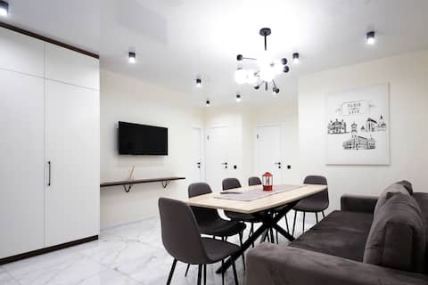 Luxury Nest 8 person Lviv