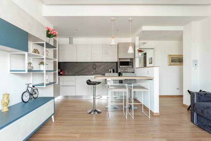 ⭐️⭐️⭐️⭐️⭐️ near COLOSSEO – appartamento incantevole