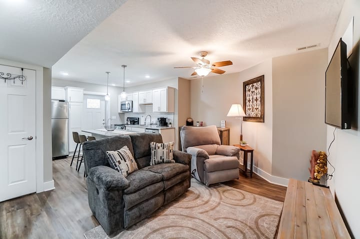 Charming 2 Br Apartment In Downtown District (2) - Lima, OH