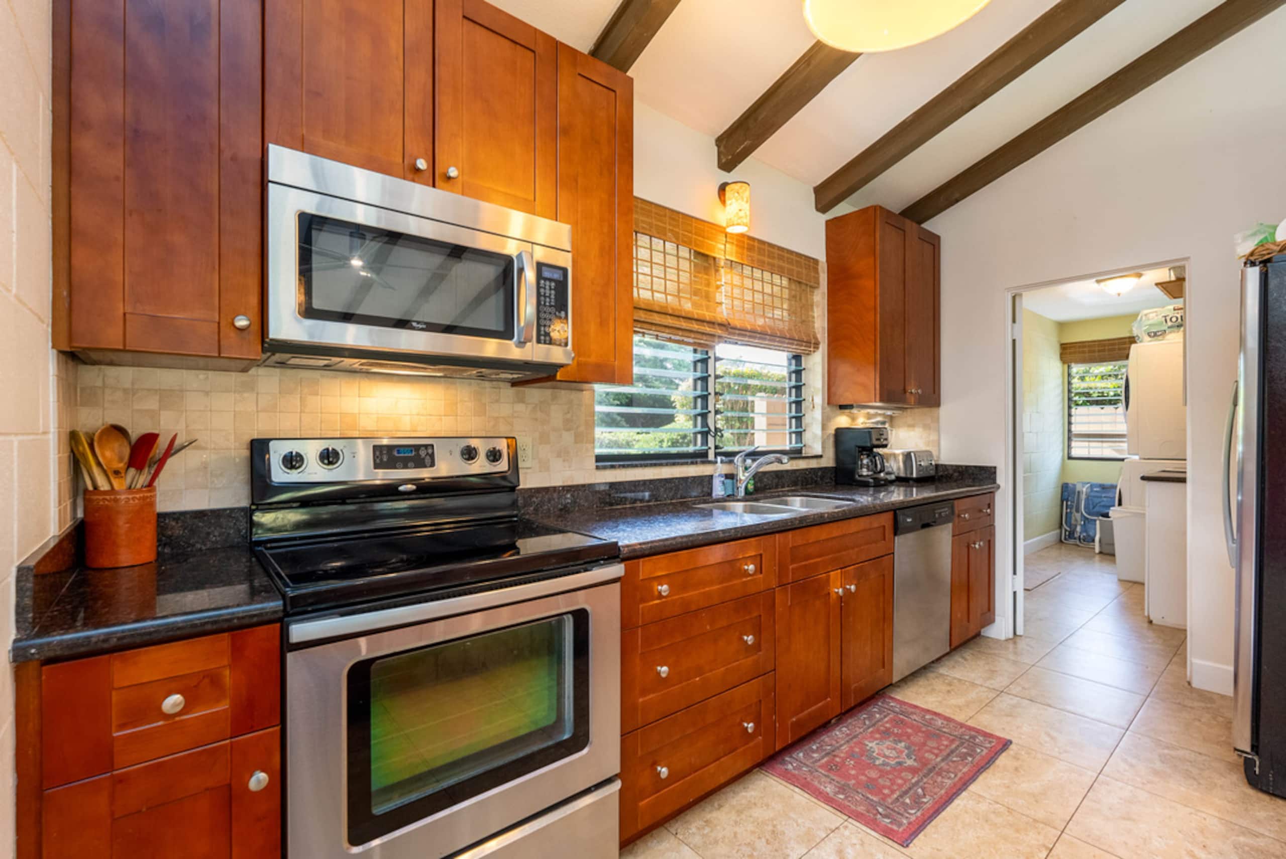 Home in Kihei · ★4.72 · 3 bedrooms · 5 beds · 2 baths - Image 4