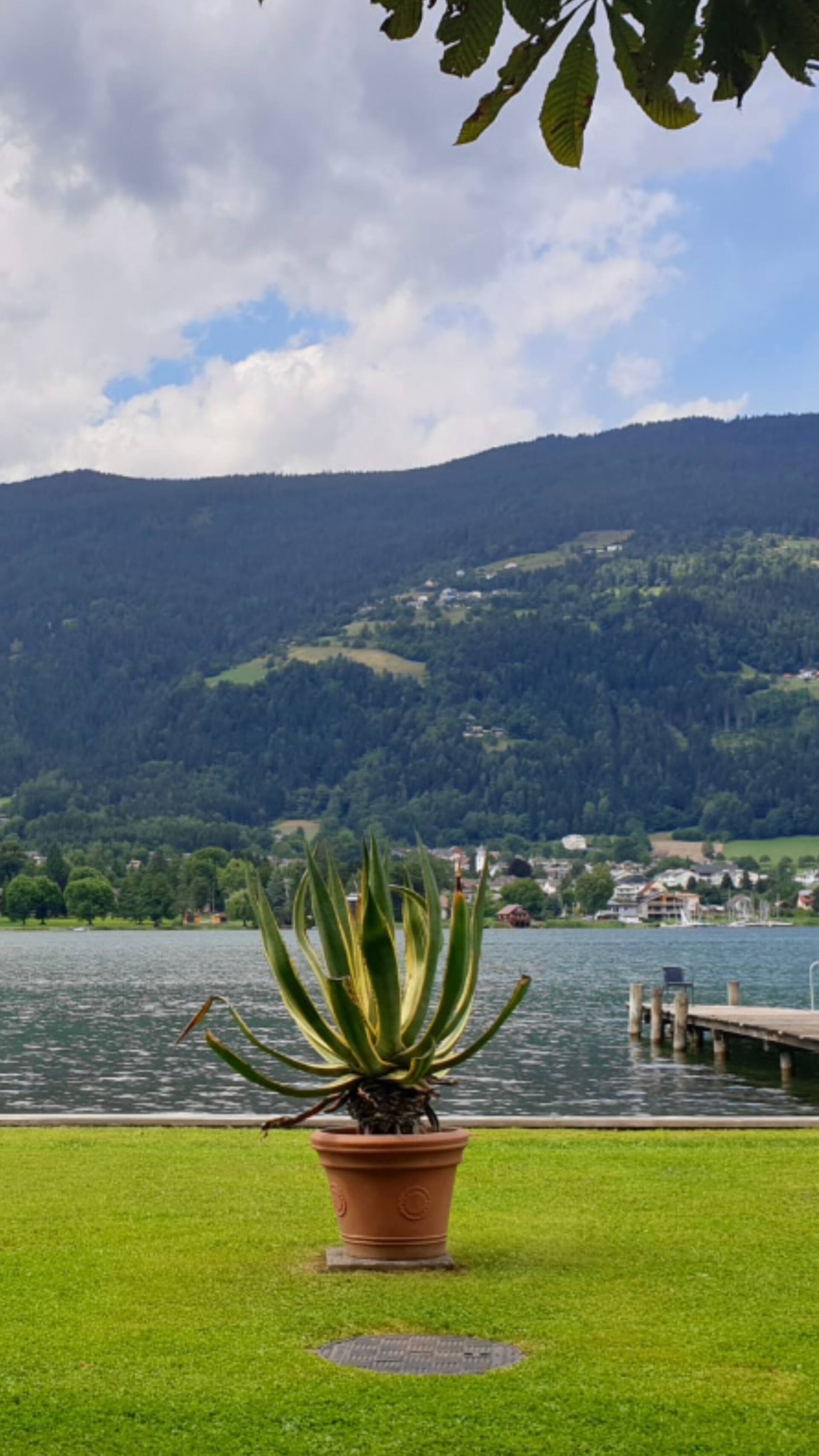 Lake apartment with direct lake access - close to ski lift