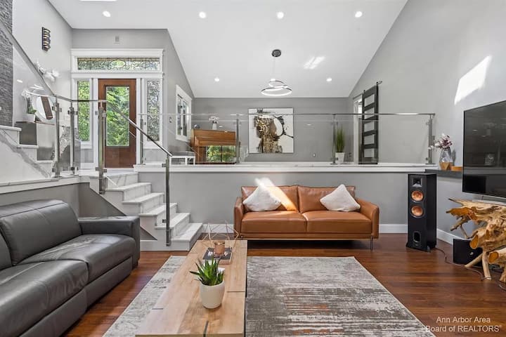 Secluded Destination With Modern Amenities! - 첼시